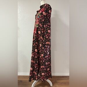 NWT!! SAVANNA JANE Floral Long Sleeve Dress size M